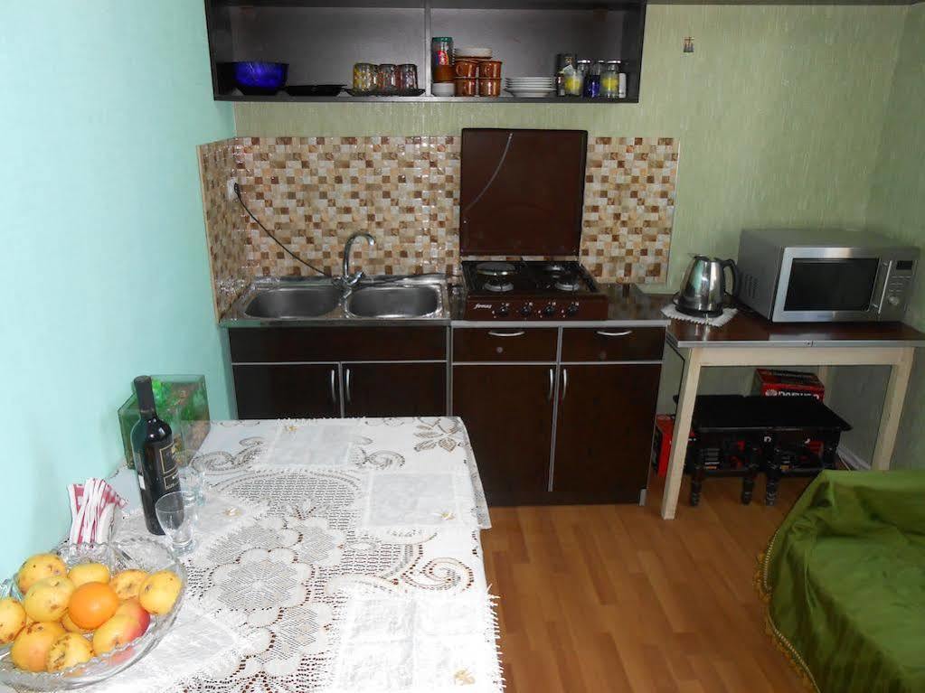 Gis Guest House Tbilisi Ngoại thất bức ảnh