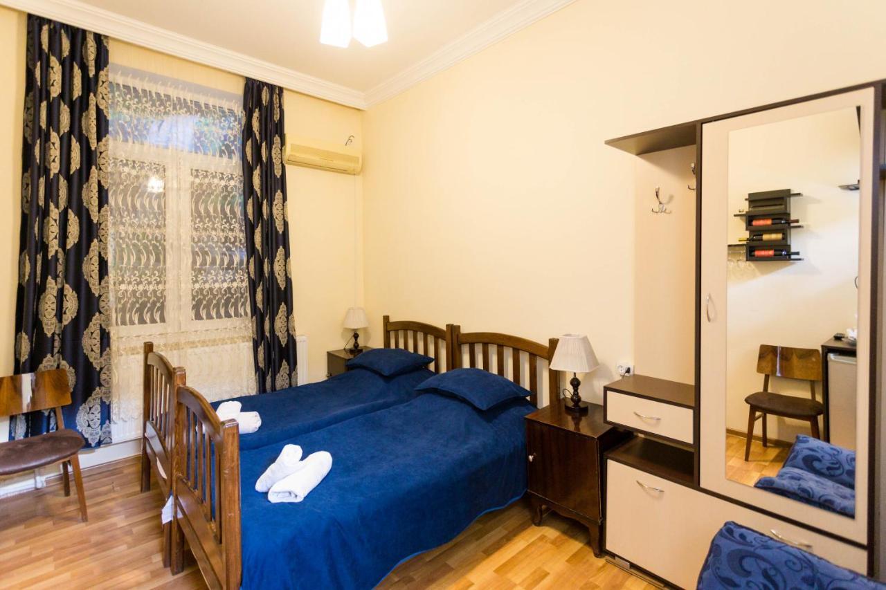 Gis Guest House Tbilisi Ngoại thất bức ảnh