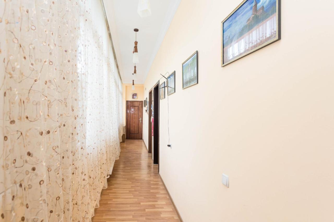 Gis Guest House Tbilisi Ngoại thất bức ảnh
